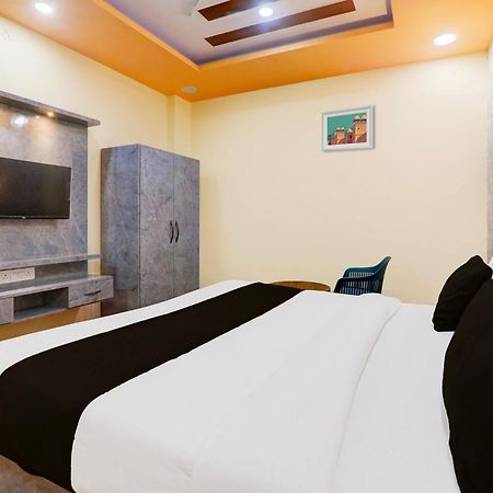Super Hotel O Raas Plaza Kānpur Eksteriør bilde