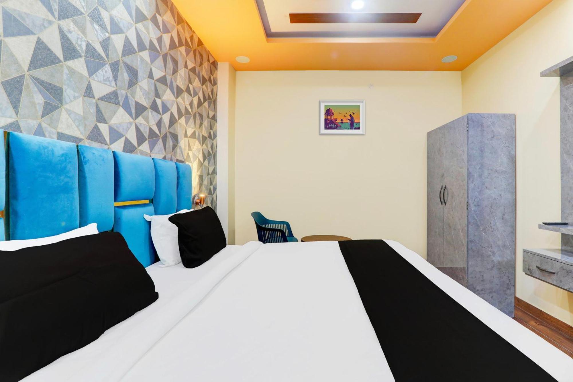 Super Hotel O Raas Plaza Kānpur Eksteriør bilde
