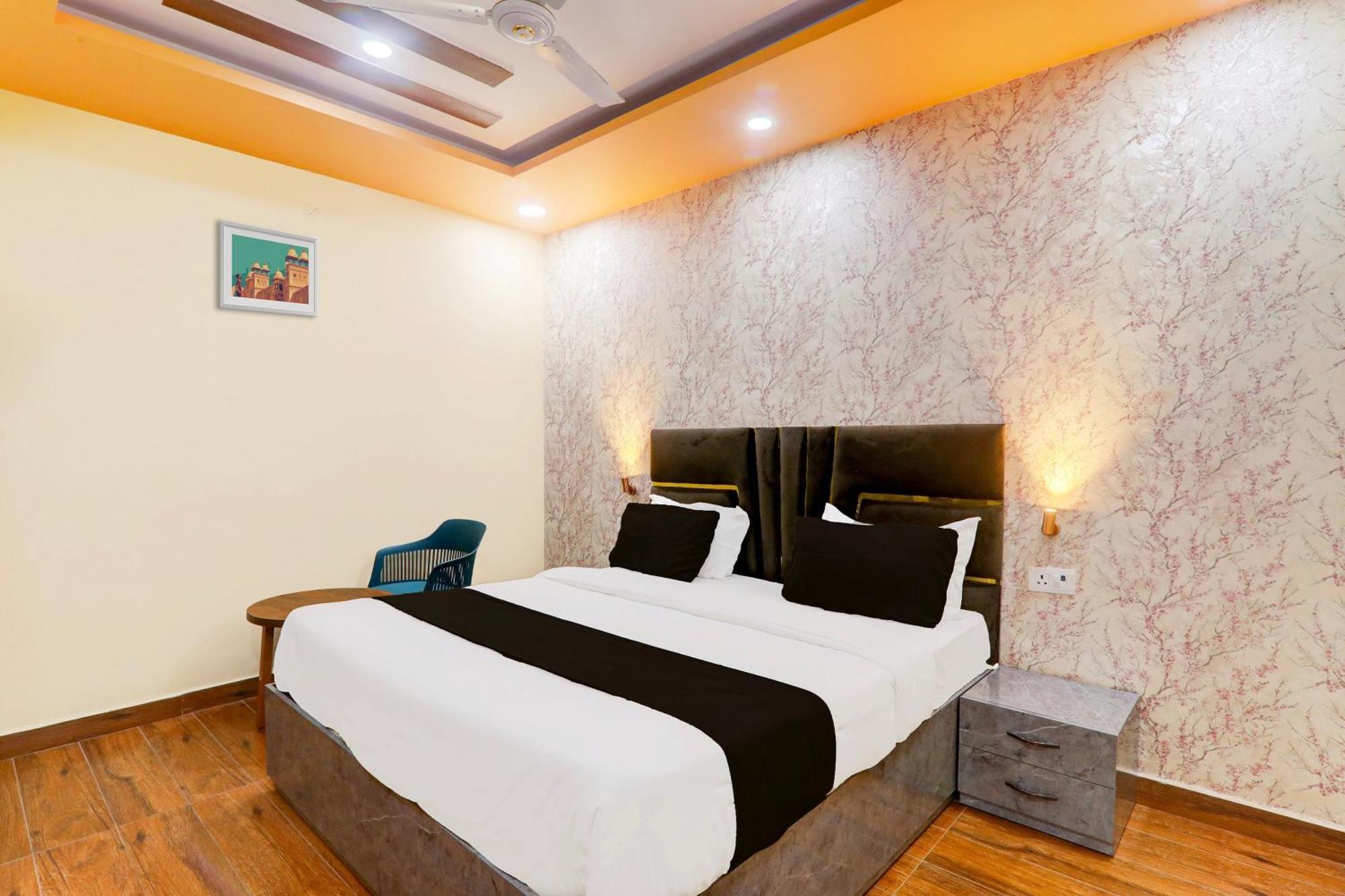 Super Hotel O Raas Plaza Kānpur Eksteriør bilde